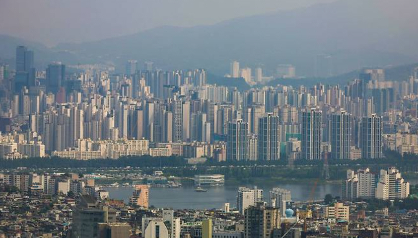 부동산 규제에 끝없이 오르는 주담대 금리…은행 최대 이익 내나