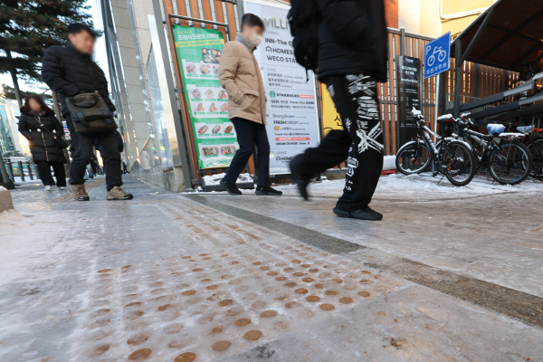 월요일 출근길 최저 -9도…전국 강풍, 빙판길 조심