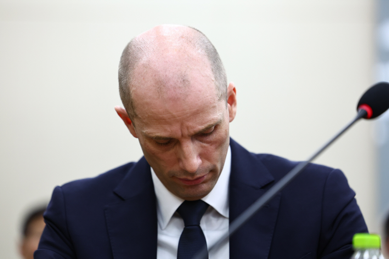 '김범석 없는 김범석 청문회'에 여론 악화… 與, 4개 상임위 '쿠팡사태 청문회' 연다