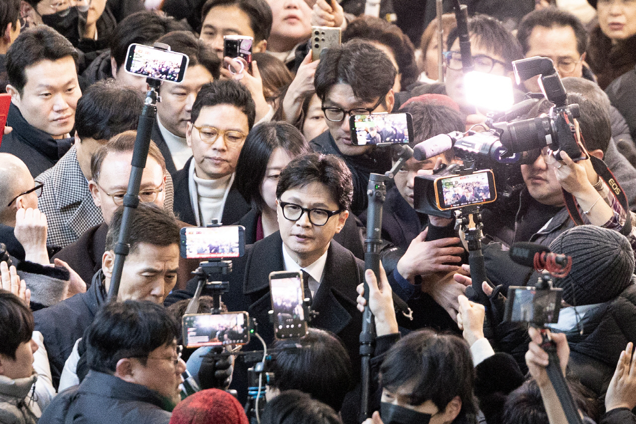 장동혁 지도부, 한동훈 제명 의결…韓 "반드시 돌아온다"
