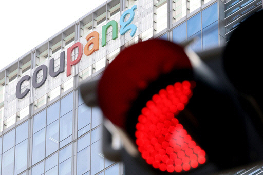 110만명 사라진 쿠팡, 2달 연속 10%대 성장 네이버...불매 여파 계속되나