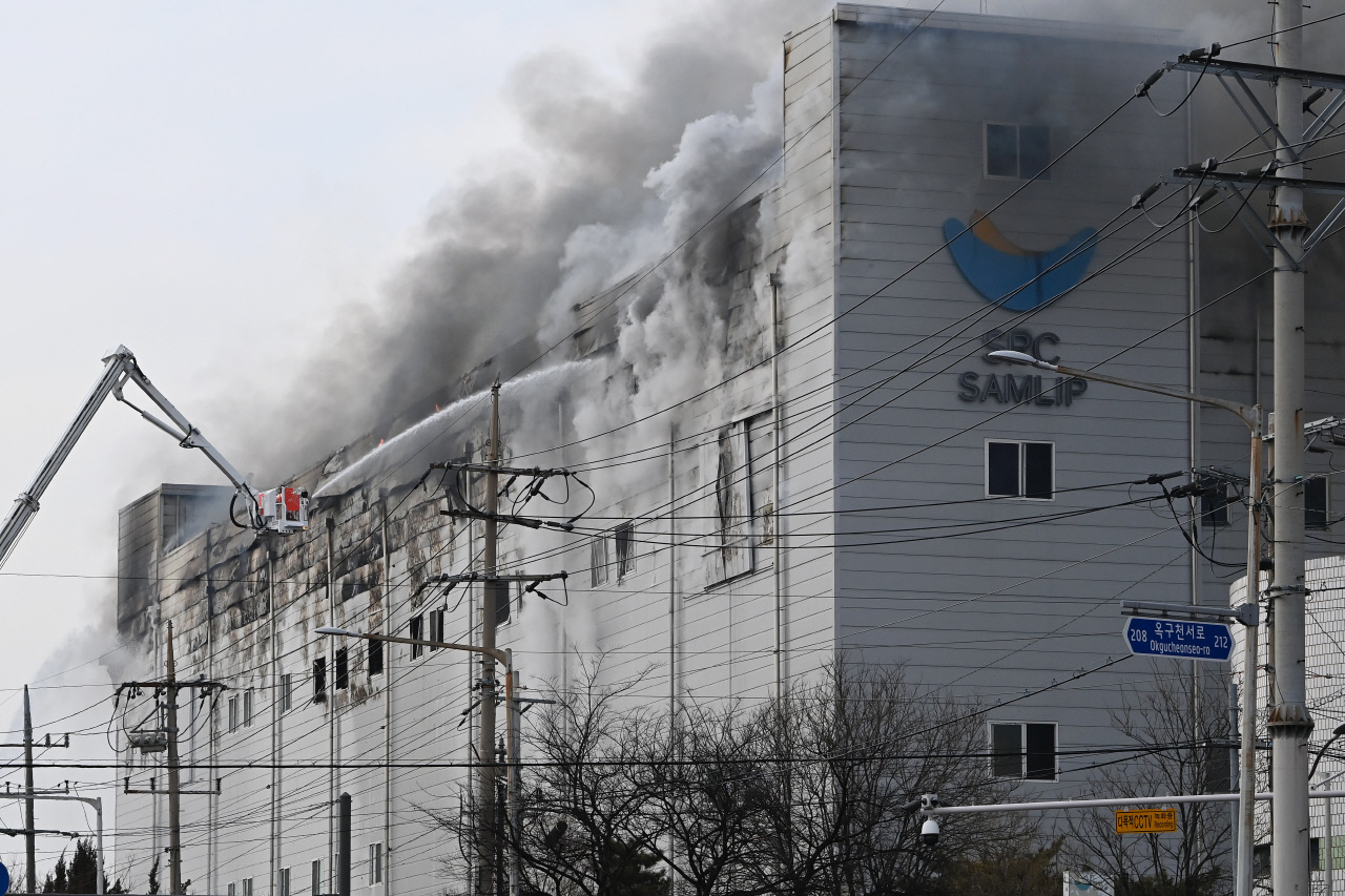 SPC삼립 시화공장 멈췄다…빵 공급 차질 가능성 주시