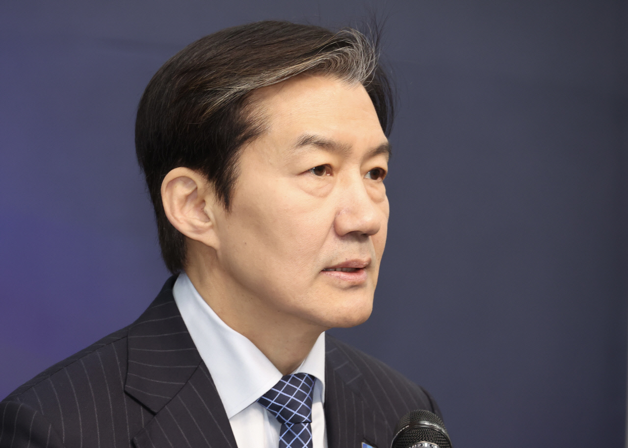 조국 "민주당, 13일까지 공식 답변 없으면 합당 없어"