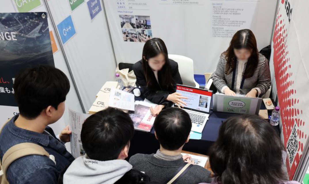 청년 고용부진 올해도 지속되나...새 정부 과제 떠오른 일자리 창출