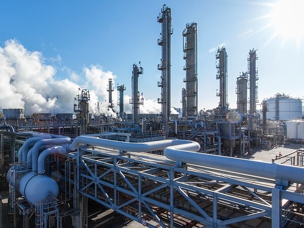 납사 공급 불안 확산…국내 석유화학 산업 긴장 고조