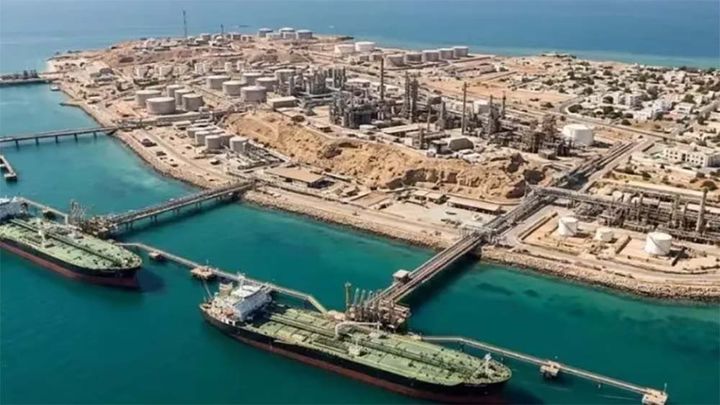 이란, 미국 하르그섬 공습에 반격 경고