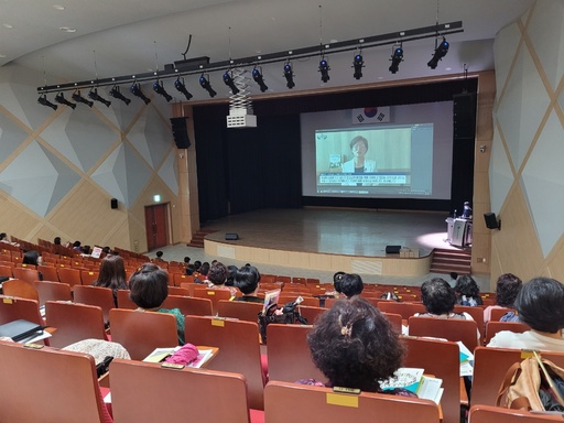 전남교육청, 급식직종 현업업무종사자 안전보건교육 실시 - Vimarsana News