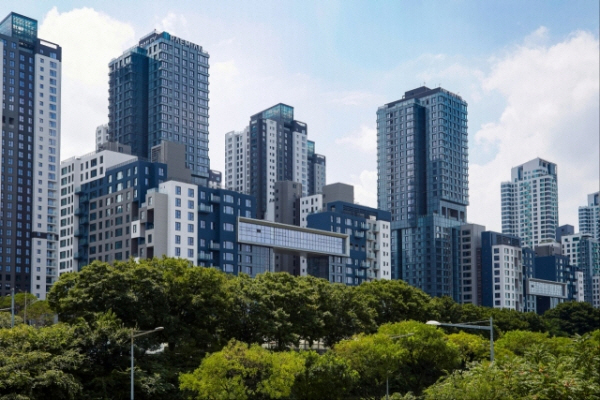 서울 국평 평균 14억 돌파...강남 3구 20억 안착