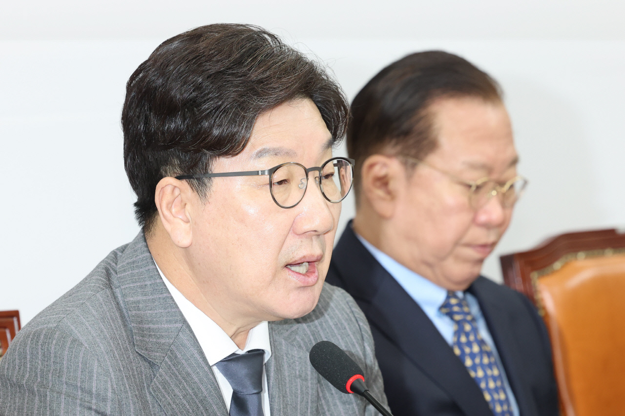 연일 '탄핵 승복' 요구하는 與, 보수 원로 "승복해야 할 사람은 尹, 李가 계엄했나"