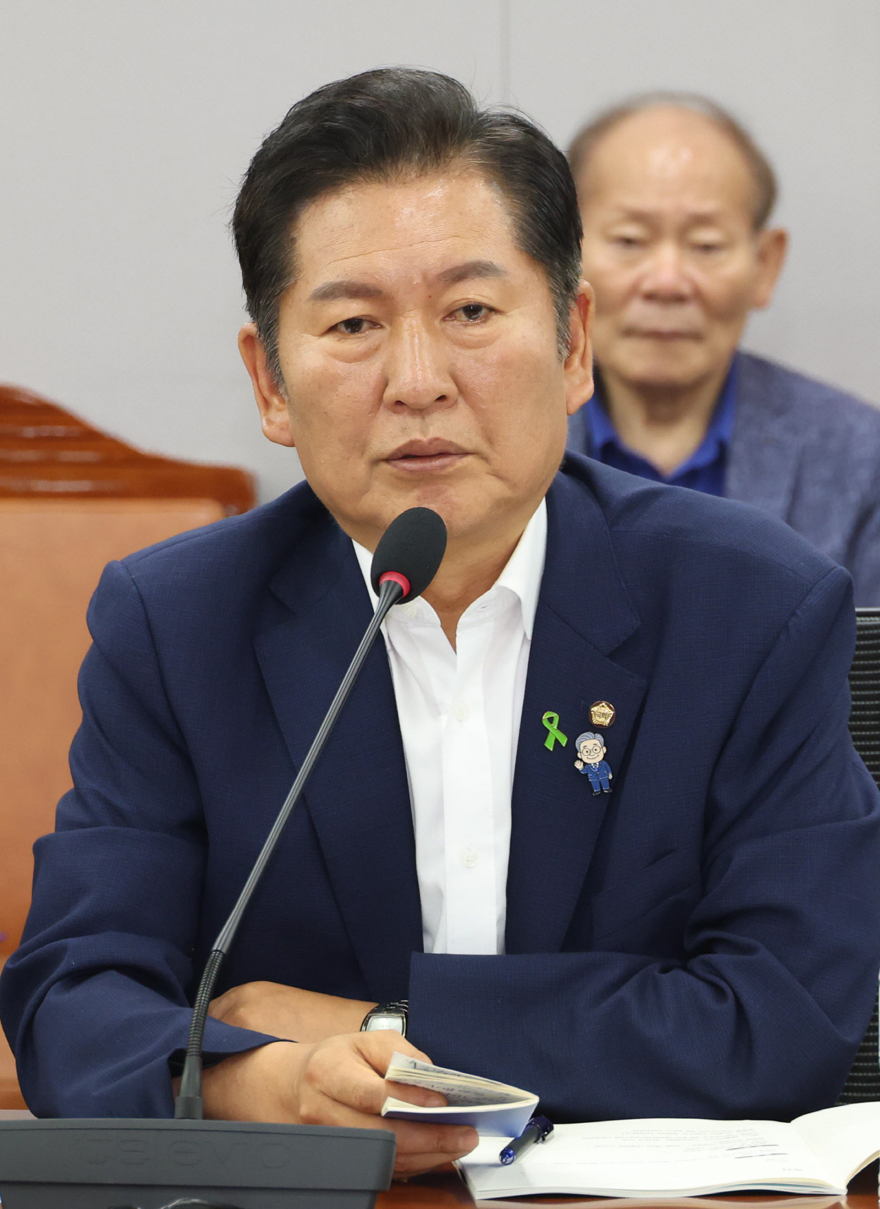 당 대표 후보 등록 D-1, 정청래·박찬대 '명심 마케팅·호남 민심 모으기' 치열