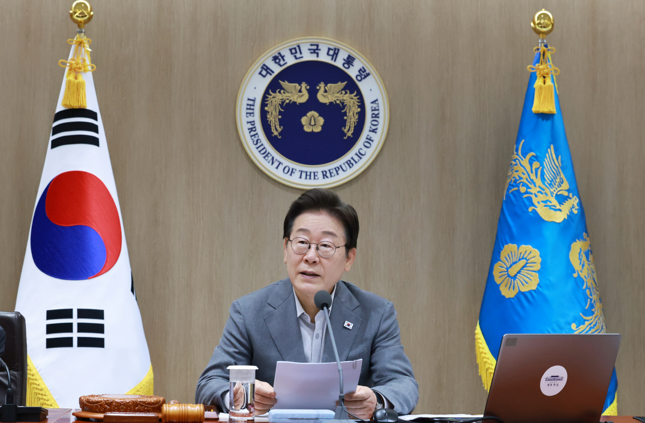 '이사충실 의무 확대·3%룰' 상법개정안 국무회의서 의결… 李 대통령 "낭비성 예산 조정해 효율적 편성해야"