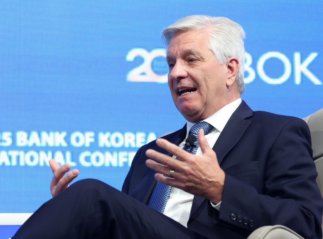 차기 연준 의장 후보 월러 “12월 금리 인하 가능성…지표 확인이 더 중요”