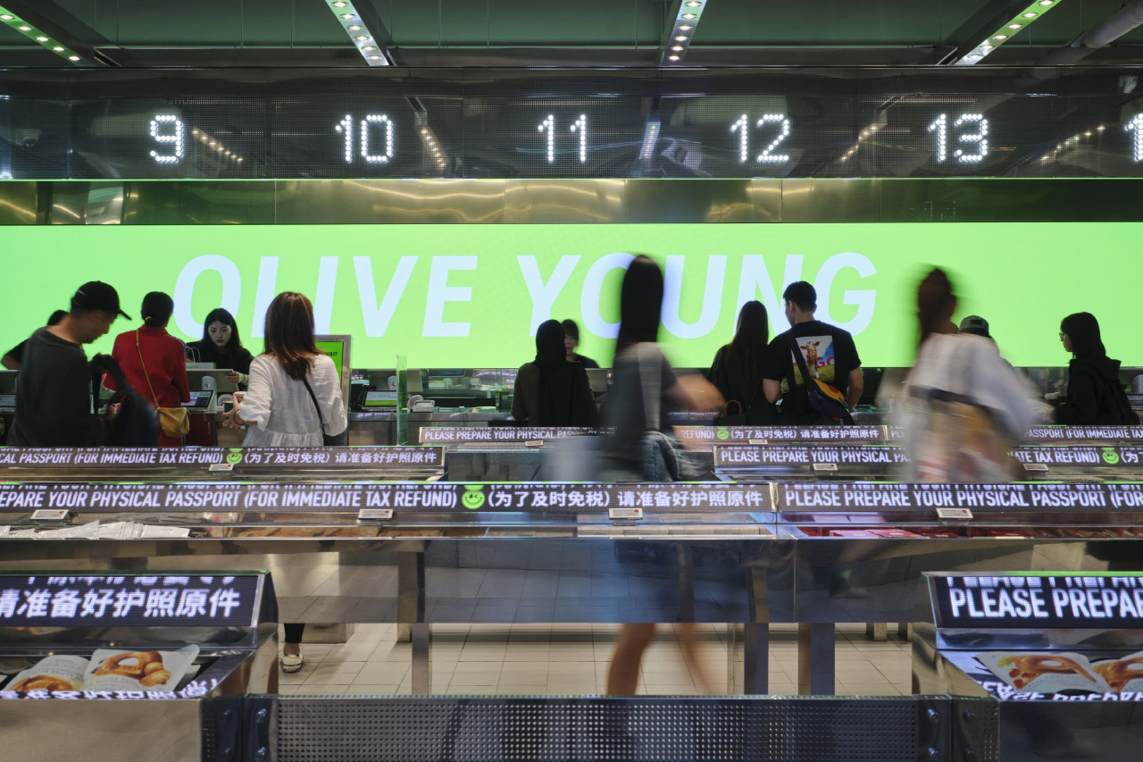 CJ올리브영, 데이터로 본 K뷰티 진화…글로벌 시장 정조준