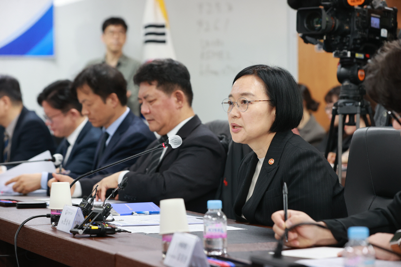 포장 비닐 일주일새 2배 폭등에 소상공인 '아우성'…중기부, 대책 마련 분주