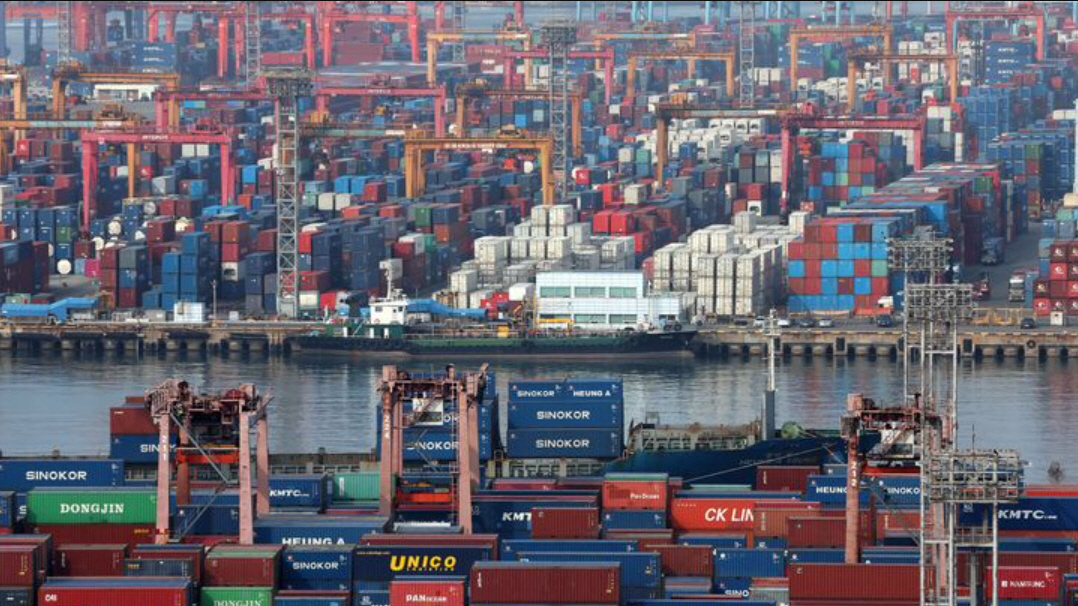 반도체 '슈퍼사이클' 탄 4월 수출 '맑음'…  700억달러 돌파도 가능