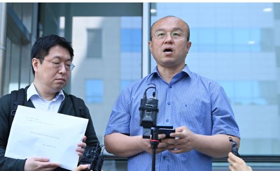 삼성전자 성과급 합의 앞두고 주주 반발…"법적 대응 예고"
