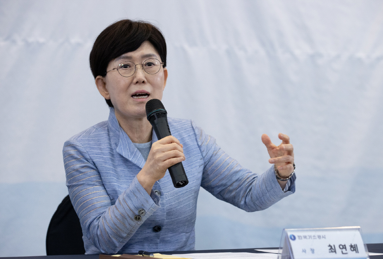 [현장] 로키산맥 뚫은 가스공사 ‘캐나다 LNG’ 인천 첫 입항… "중동 위기 속 안보 쌈짓돈 확보"
