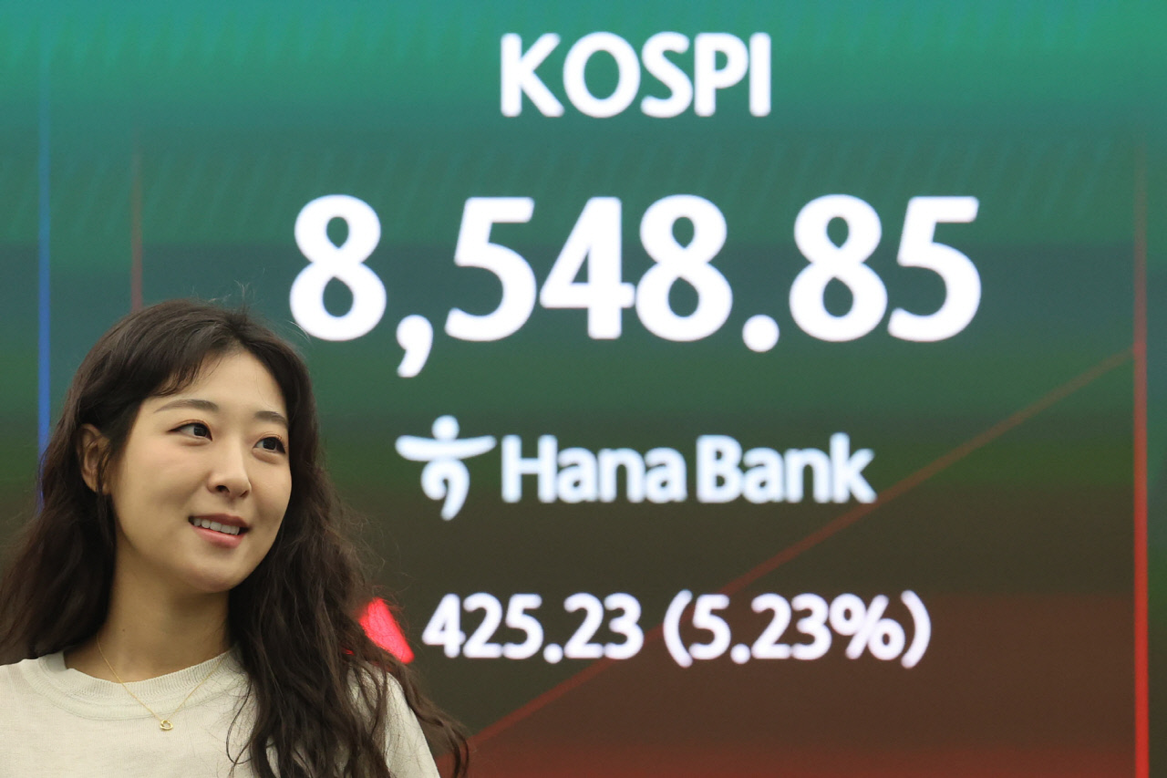 종전 소식에 亞증시 반등 환율 안정, "지나친 낙관 경계해야"