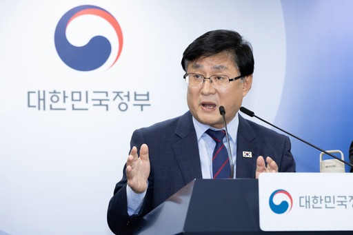 정부, '2030년 <b>재생에너지</b> 100GW' 달성 범부처 <b>TF 출범</b>… "태양광 보급 속...